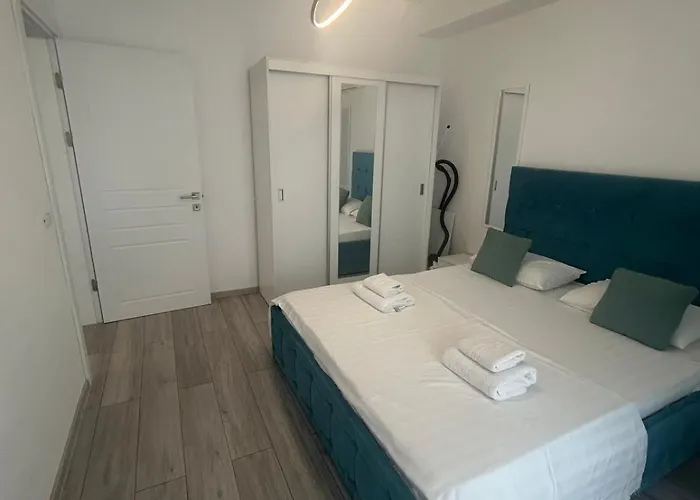 309 B2 Almar Luxury Residence-renting & Free Pool Apartment Navodari